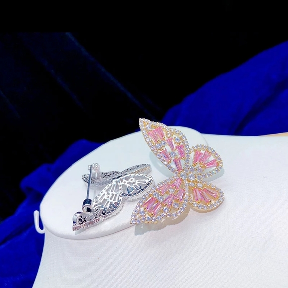 Swarovski crystals butterfly brooch - Picture 3 of 4